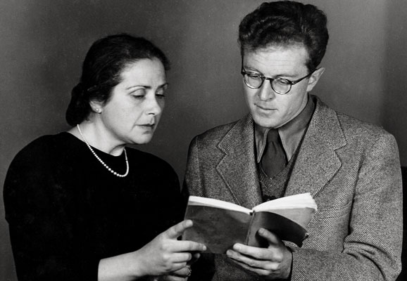 Maria Dronke and Douglas Lilburn, publicity photograph for "Cornet Rilke" (c. 1950)